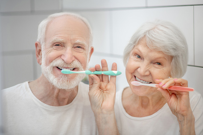 brushing-teeth-benefits-for-seniors-walled-lake-michigan-family-dentist